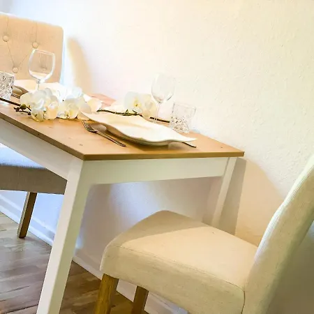 Fuer 3 Gaeste Mit Kostenlosen Parkplaetzen Nah Am Maschsee *