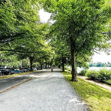 Fuer 3 Gaeste Mit Kostenlosen Parkplaetzen Nah Am Maschsee Appartement Hannover